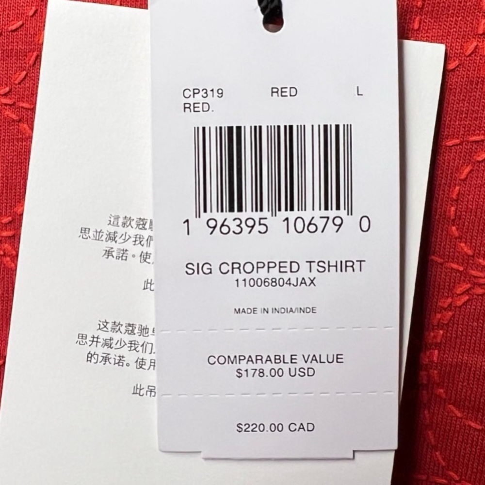 Coach Women's Signature C Large Red Cropped T-Shirt NWT - Picture 5 of 6